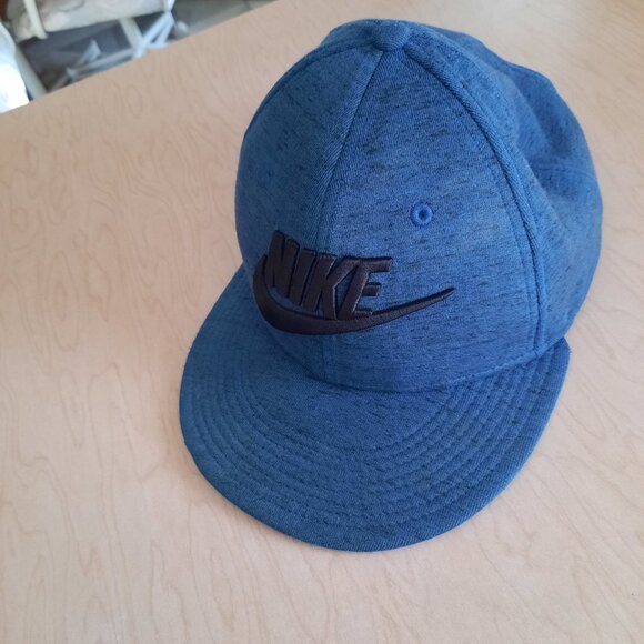 Nike True Tech Fleece Snapback Adjustable Hat Cap - Game Royal Heather/Black, OS - Picture 2 of 16